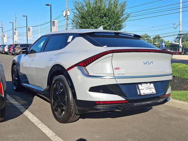 Photo of 2025 Wolf Gray Kia EV6