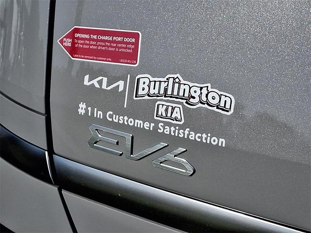 Photo of 2025 Wolf Gray Kia EV6