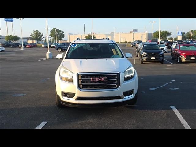 Photo of 2016 Summit White GMC Acadia