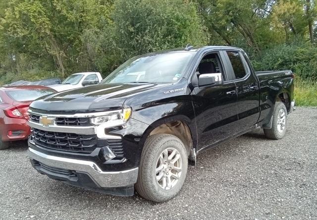 Photo of 2023 Black Chevrolet Silverado 1500