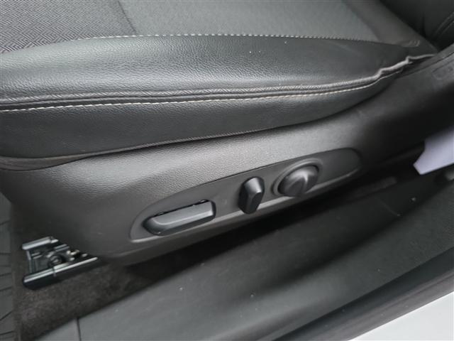 Photo of 2022 Summit White Buick Encore GX