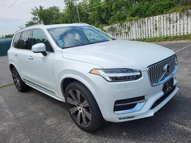 2022 Volvo XC90