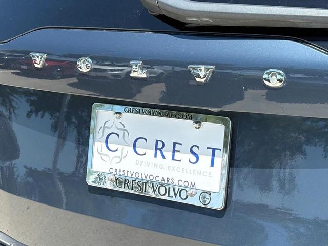 Photo of 2022 Denim Blue Metallic Volvo XC90