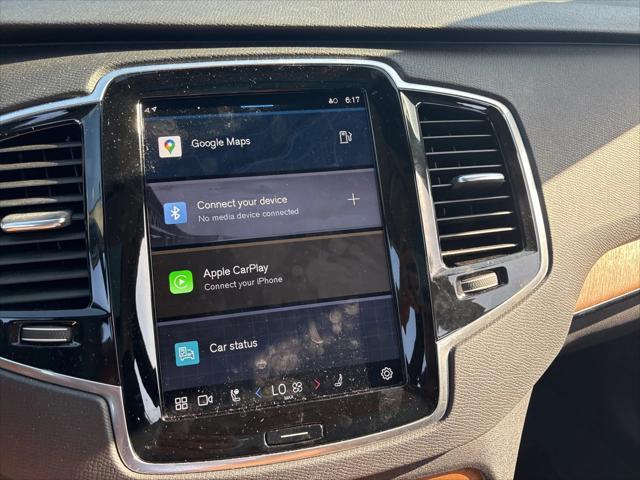 Photo of 2023 Denim Blue Metallic Volvo XC90