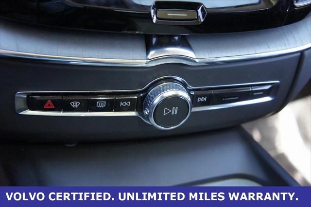 Photo of 2025 Onyx Black Volvo XC60 Plug-In Hybrid