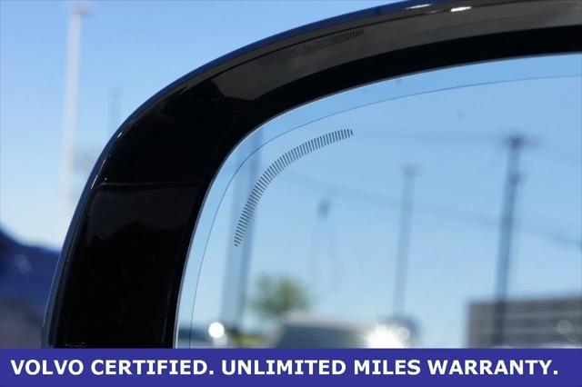 Photo of 2025 Onyx Black Volvo XC60 Plug-In Hybrid