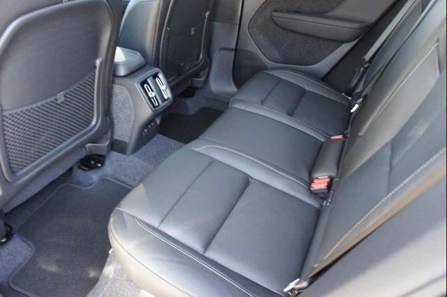 Photo of 2025 Sand Dune Volvo XC40