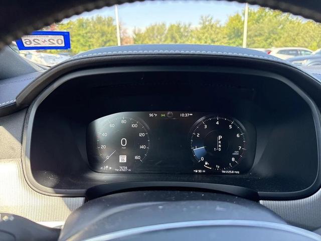 Photo of 2021 Onyx Black Metallic Volvo S90