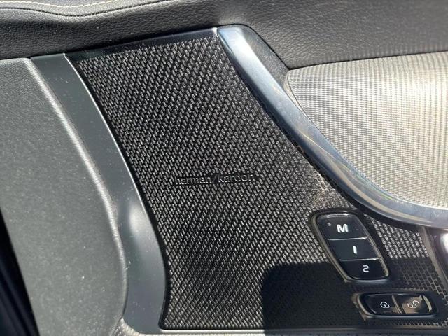 Photo of 2021 Onyx Black Metallic Volvo S90