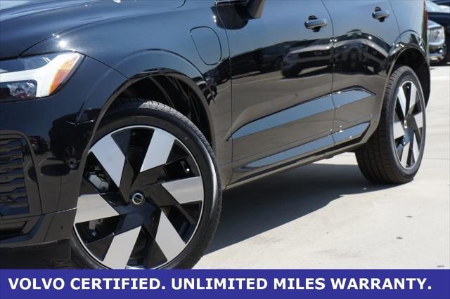 Photo of 2025 Onyx Black Volvo XC60 Plug-In Hybrid