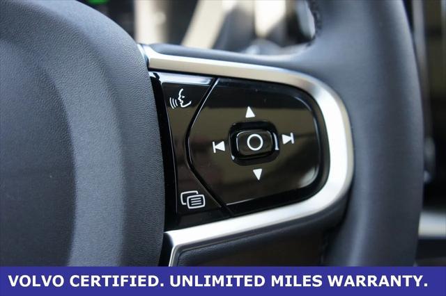 Photo of 2025 Onyx Black Volvo XC60 Plug-In Hybrid
