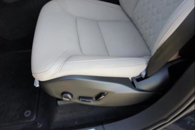 Photo of 2025 Denim Blue Volvo XC90