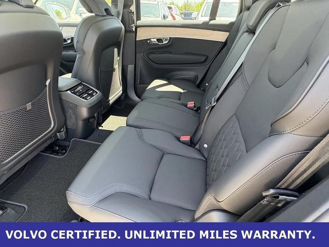 Photo of 2025 Vapour Gray Volvo XC90