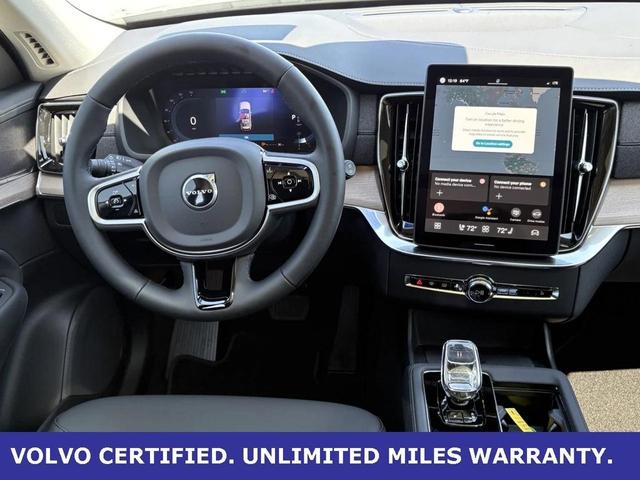 Photo of 2025 Vapour Gray Volvo XC90