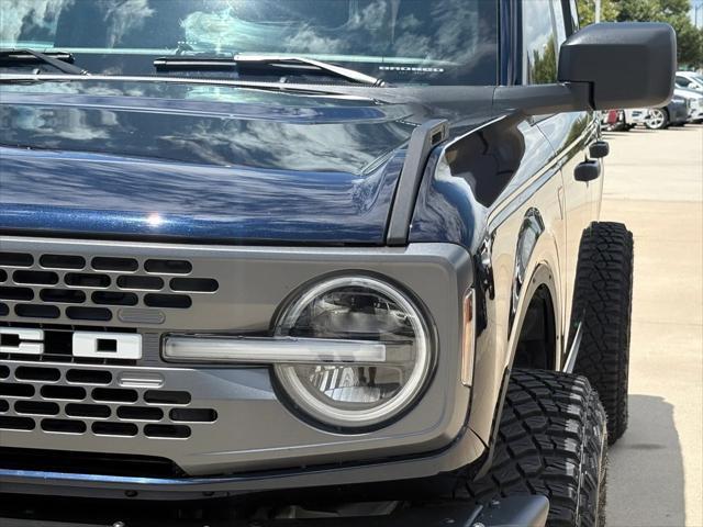 Photo of 2021 Antimatter Blue Metallic Ford Bronco