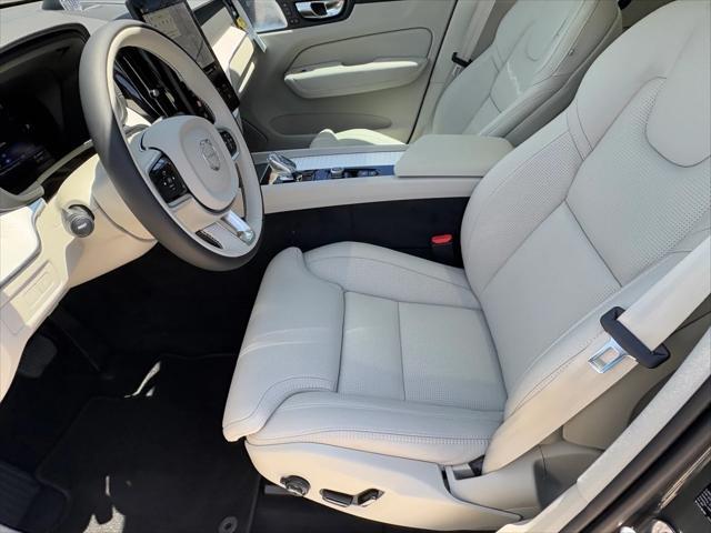 Photo of 2026 Forest Lake Volvo XC60 Plug-In Hybrid