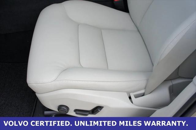 Photo of 2025 Bright Dusk Volvo XC60 Plug-In Hybrid