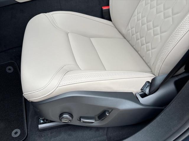 Photo of 2026 Denim Blue Volvo XC90