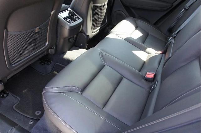 Photo of 2026 Aurora Silver Volvo XC60