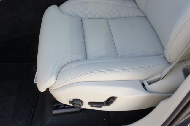 Photo of 2025 Denim Blue Volvo XC60