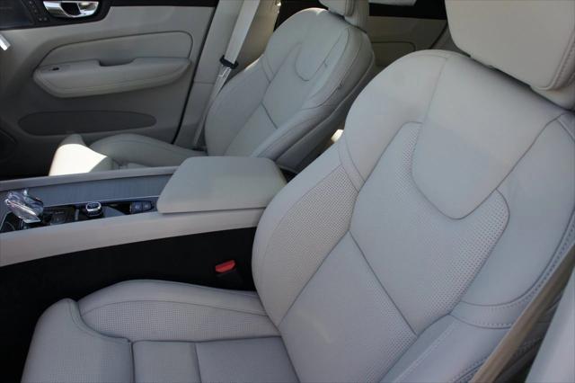 Photo of 2025 Denim Blue Volvo XC60