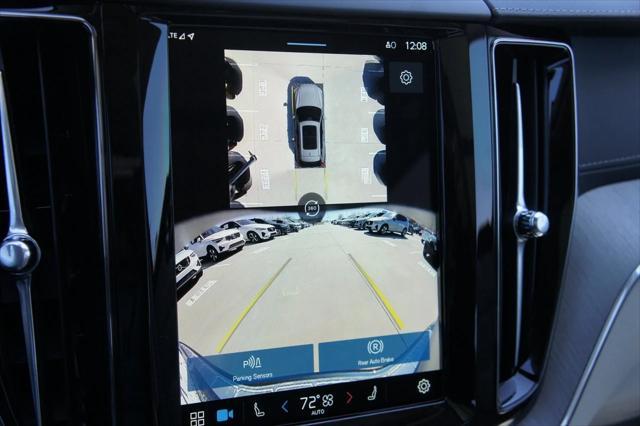 Photo of 2025 Denim Blue Volvo XC60