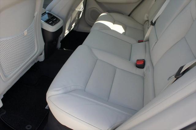 Photo of 2025 Denim Blue Volvo XC60