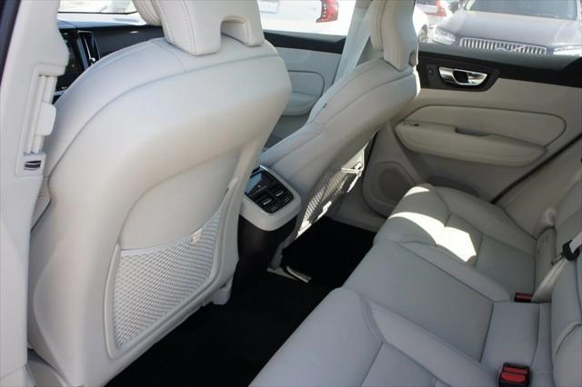 Photo of 2025 Denim Blue Volvo XC60