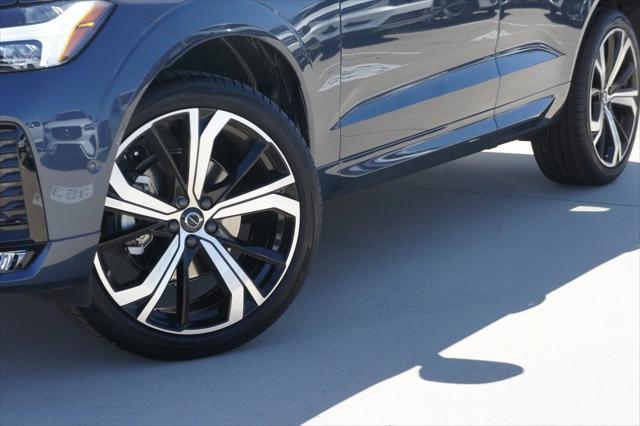 Photo of 2025 Denim Blue Volvo XC60