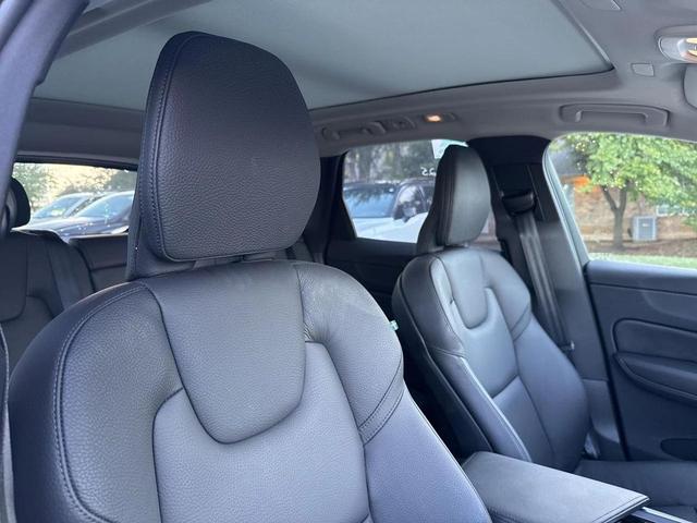 Photo of 2025 Denim Blue Metallic Volvo XC60