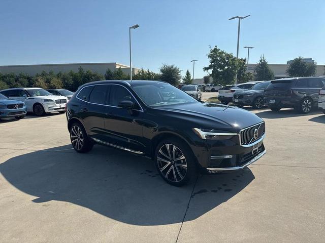 Photo of 2023 Onyx Black Metallic Volvo XC60