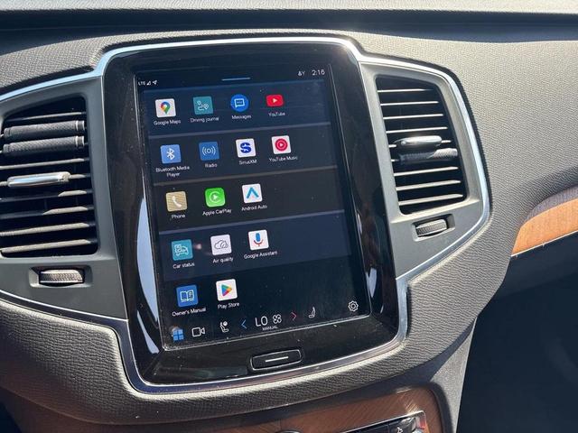 Photo of 2023 Onyx Black Metallic Volvo XC90