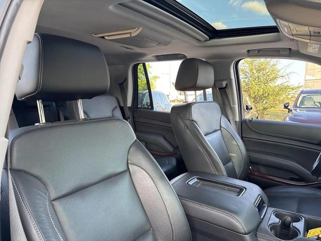 Photo of 2020 White Frost Tricoat GMC Yukon