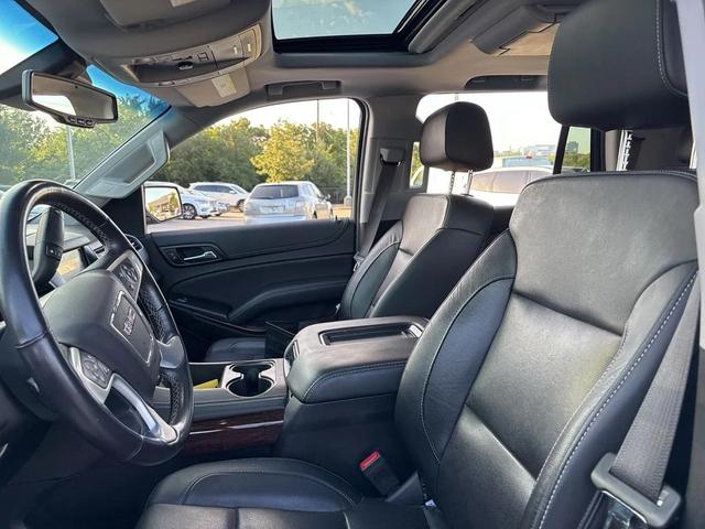 Photo of 2020 White Frost Tricoat GMC Yukon