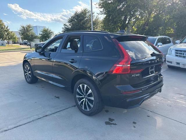 Photo of 2025 Onyx Black Metallic Volvo XC60