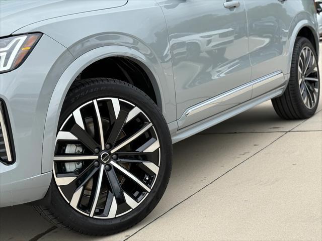 Photo of 2026 Vapour Gray Volvo XC90
