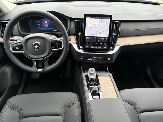 Photo of 2026 Vapour Gray Volvo XC90