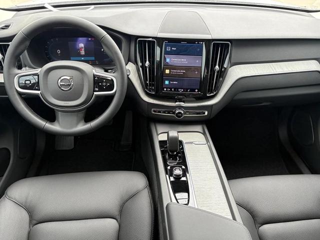 Photo of 2025 Crystal White Volvo XC60 Plug-In Hybrid