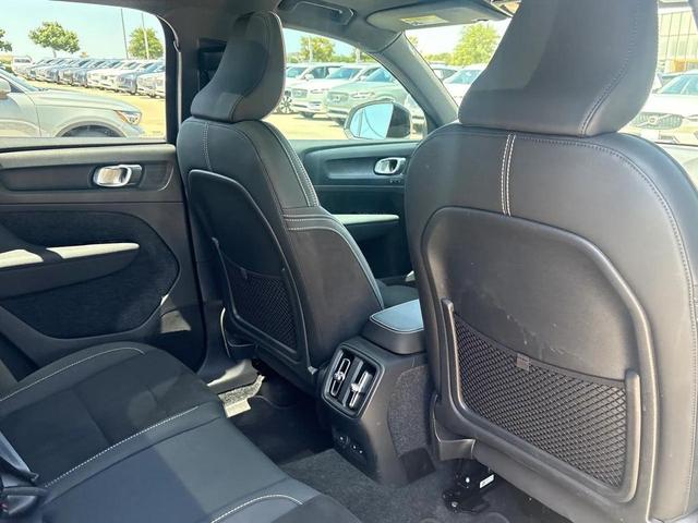 Photo of 2023 Crystal White Metallic Volvo XC40 Recharge Pure Electric