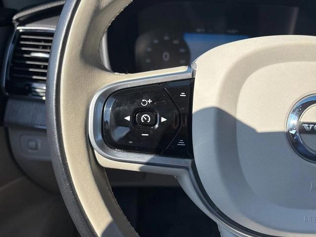 Photo of 2022 Savile Gray Metallic Volvo XC90