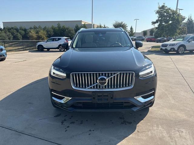Photo of 2022 Savile Gray Metallic Volvo XC90