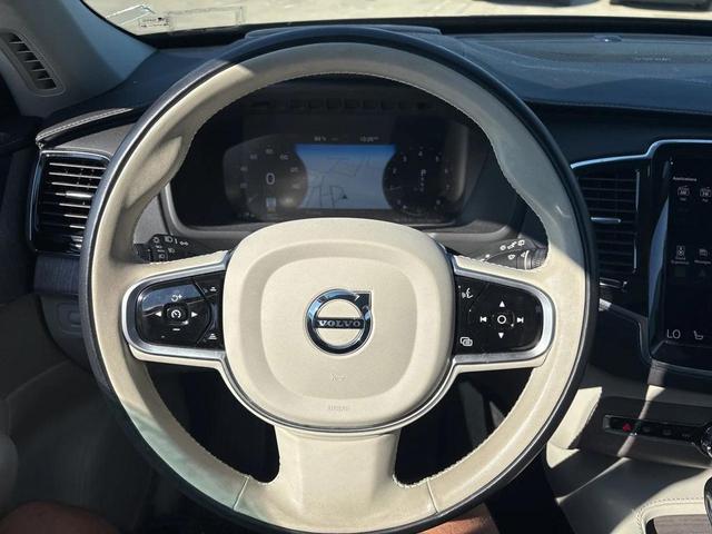 Photo of 2022 Savile Gray Metallic Volvo XC90