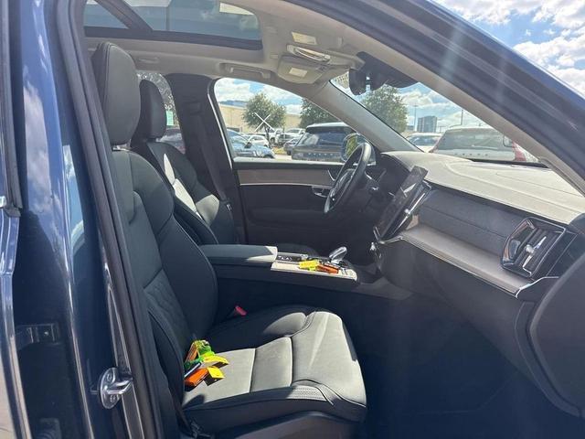 Photo of 2025 Denim Blue Metallic Volvo XC90