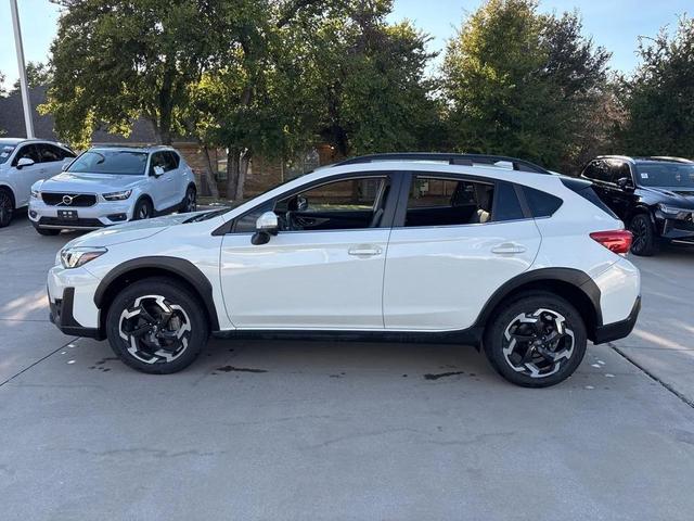 Photo of 2023 Crystal White Pearl Subaru Crosstrek