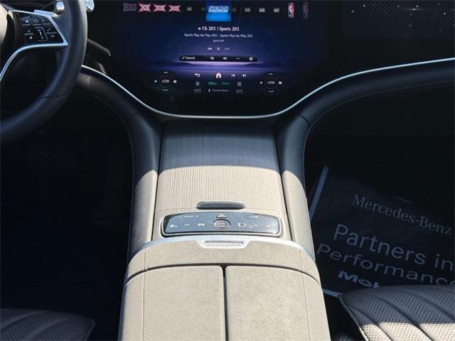 Photo of 2024 Cirrus Silver Metallic Mercedes-Benz EQS 450