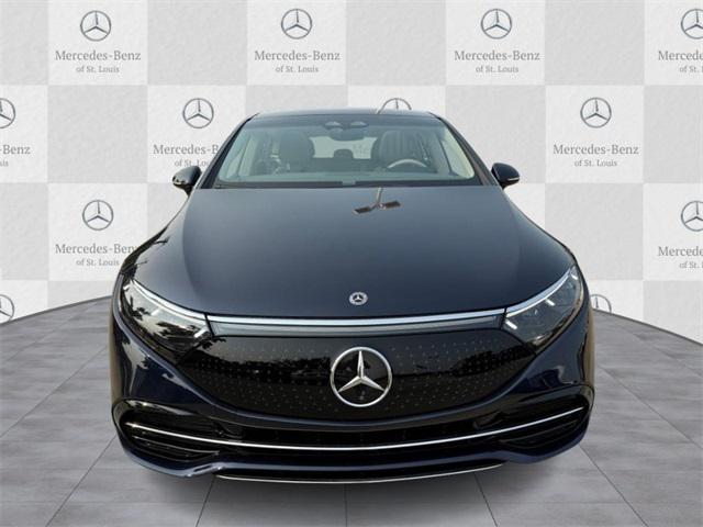 Photo of 2022 Nautical Blue Metallic Mercedes-Benz EQS 450+