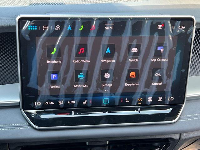 Photo of 2025 Opal White Pearl Effect Volkswagen Tiguan