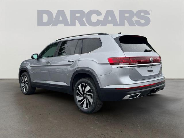 Photo of 2026 Silver Mist Metallic Volkswagen Atlas