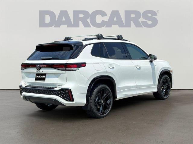 Photo of 2025 Opal White Pearl Effect Volkswagen Tiguan