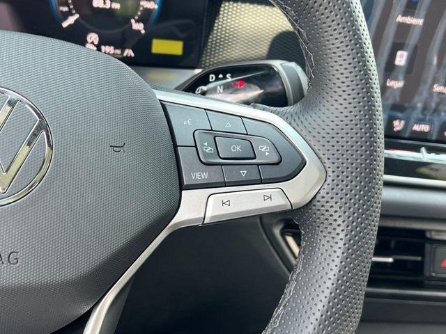 Photo of 2025 Opal White Pearl Effect Volkswagen Tiguan